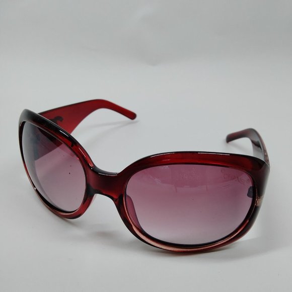 CHANEL Red Tinted CC Logo Sunglasses main image 5